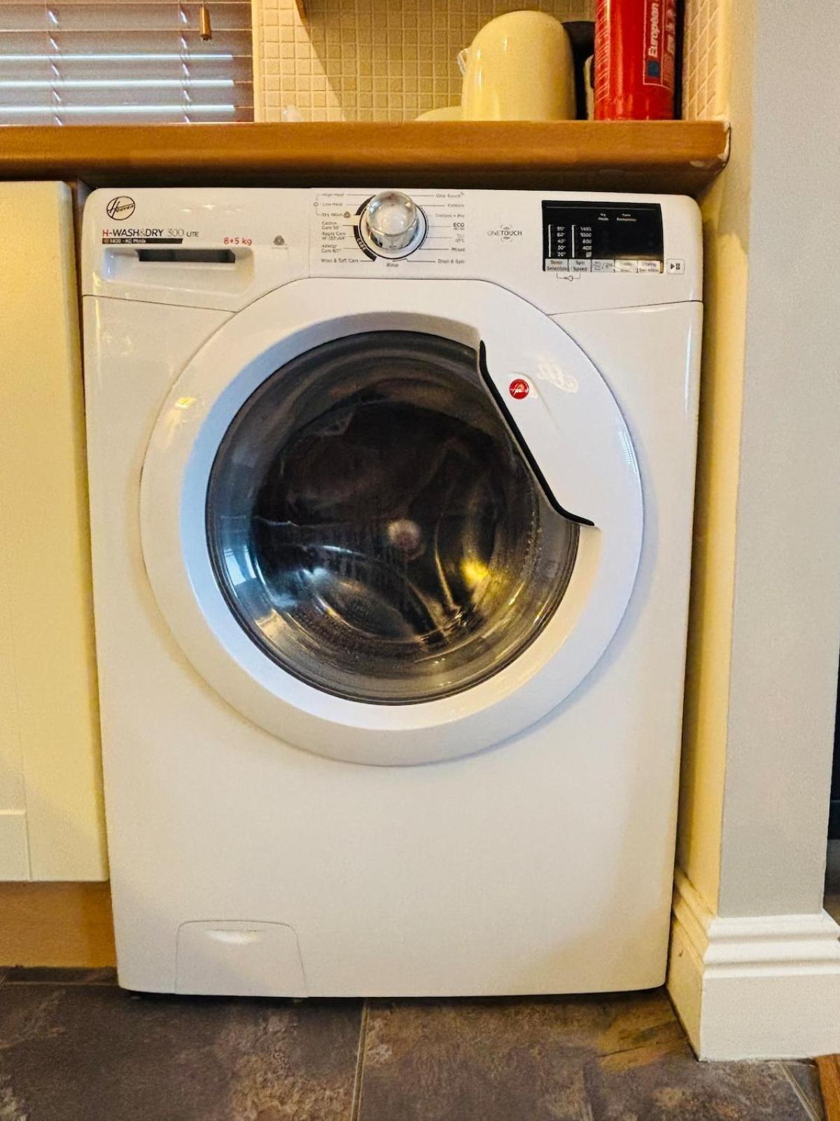 Boru Walk Townhouse -stylish & Modern * Killaloe