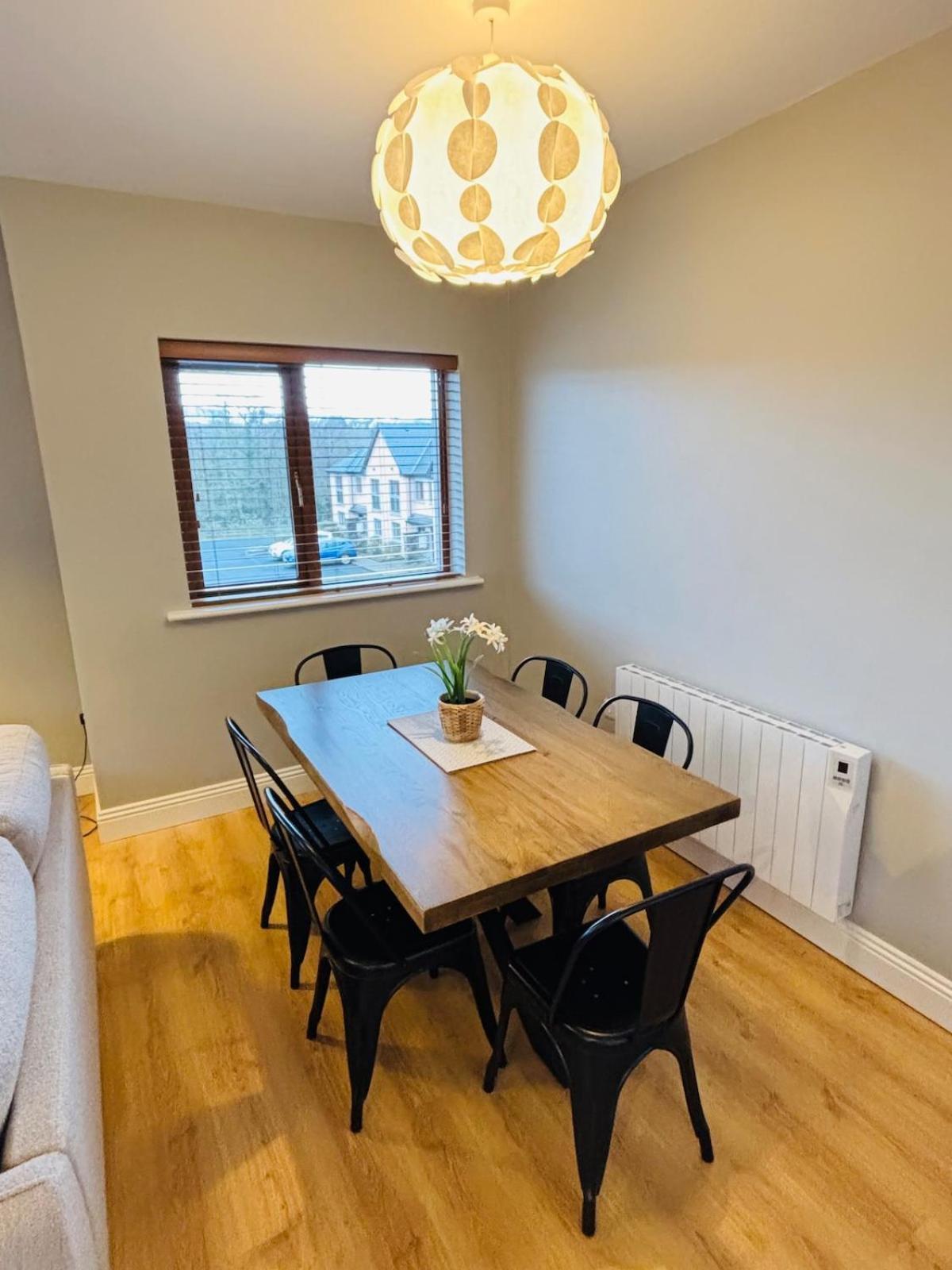 Boru Walk Townhouse -stylish & Modern Holiday home